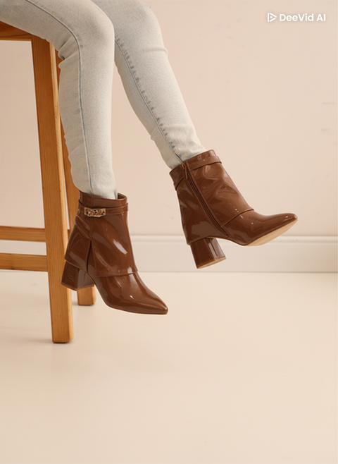 demi boots retournée vernie