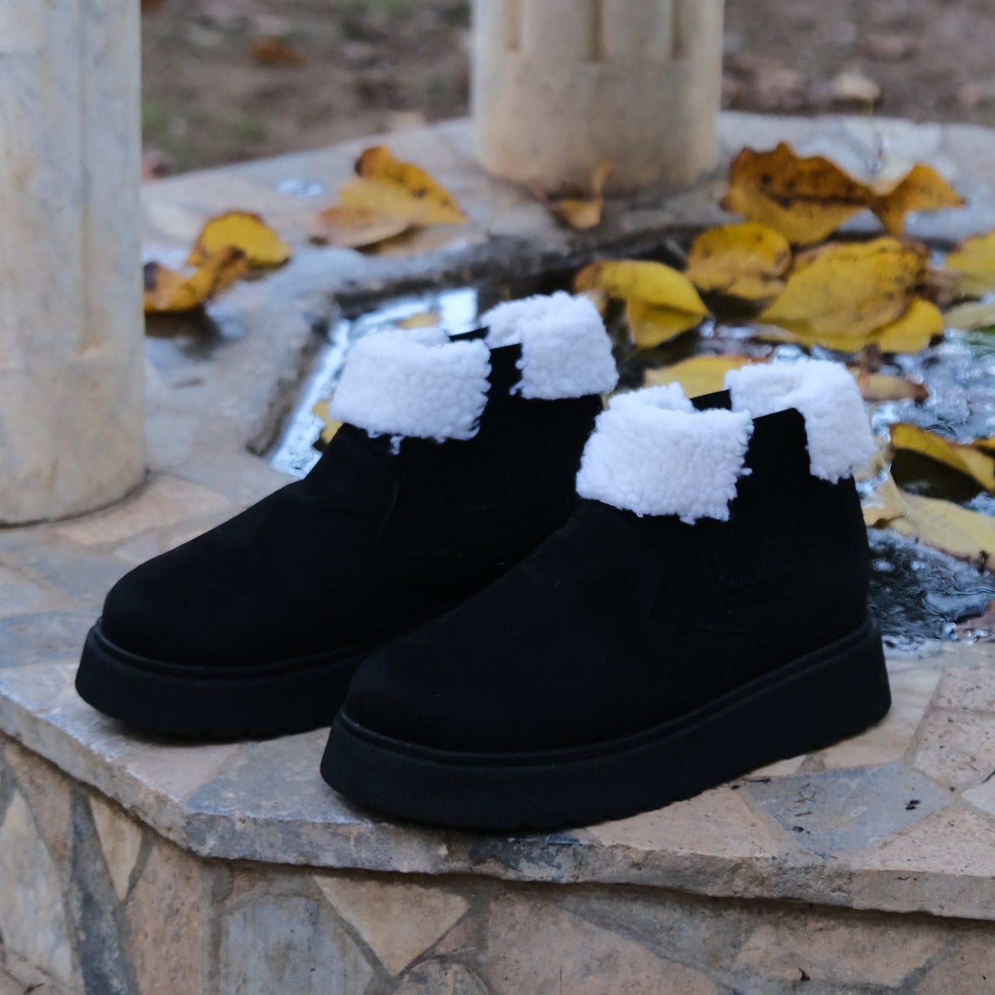 BOOTS